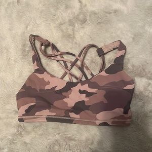 Lululemon free to be bra